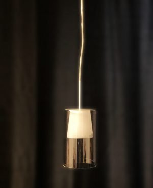Join pendant with borosilicate glass diffuser. Requires a G9 230V max. 60W light source. Product dimensions are ⌀10cm for the lamp, with an overall max. suspension of 200cm.