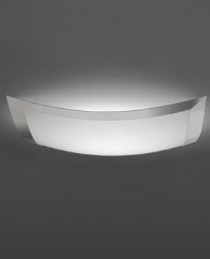 The Vibia Quadra Marc curved ceiling light with metal trim finished in chrome and optical glass diffuser.
